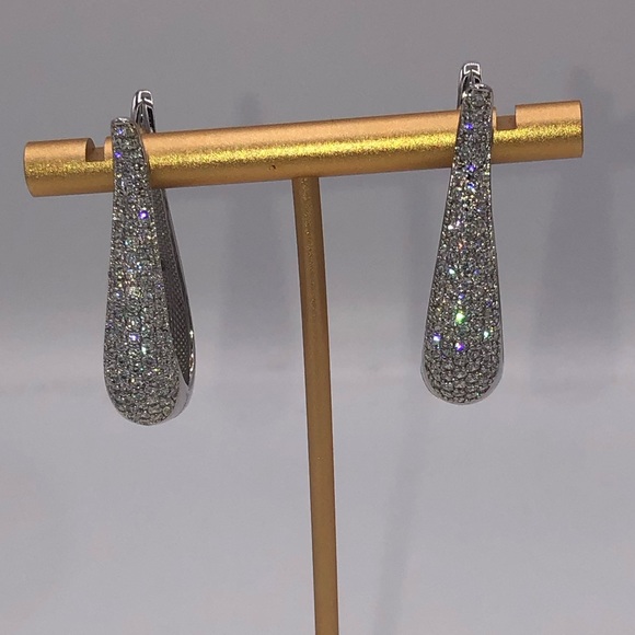 3ct Tulip Hoop Earrings - Picture 8 of 13